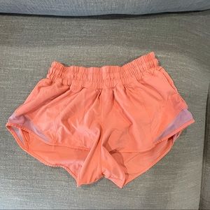 Lululemon hotty hot shorts. 2.5 in size 4